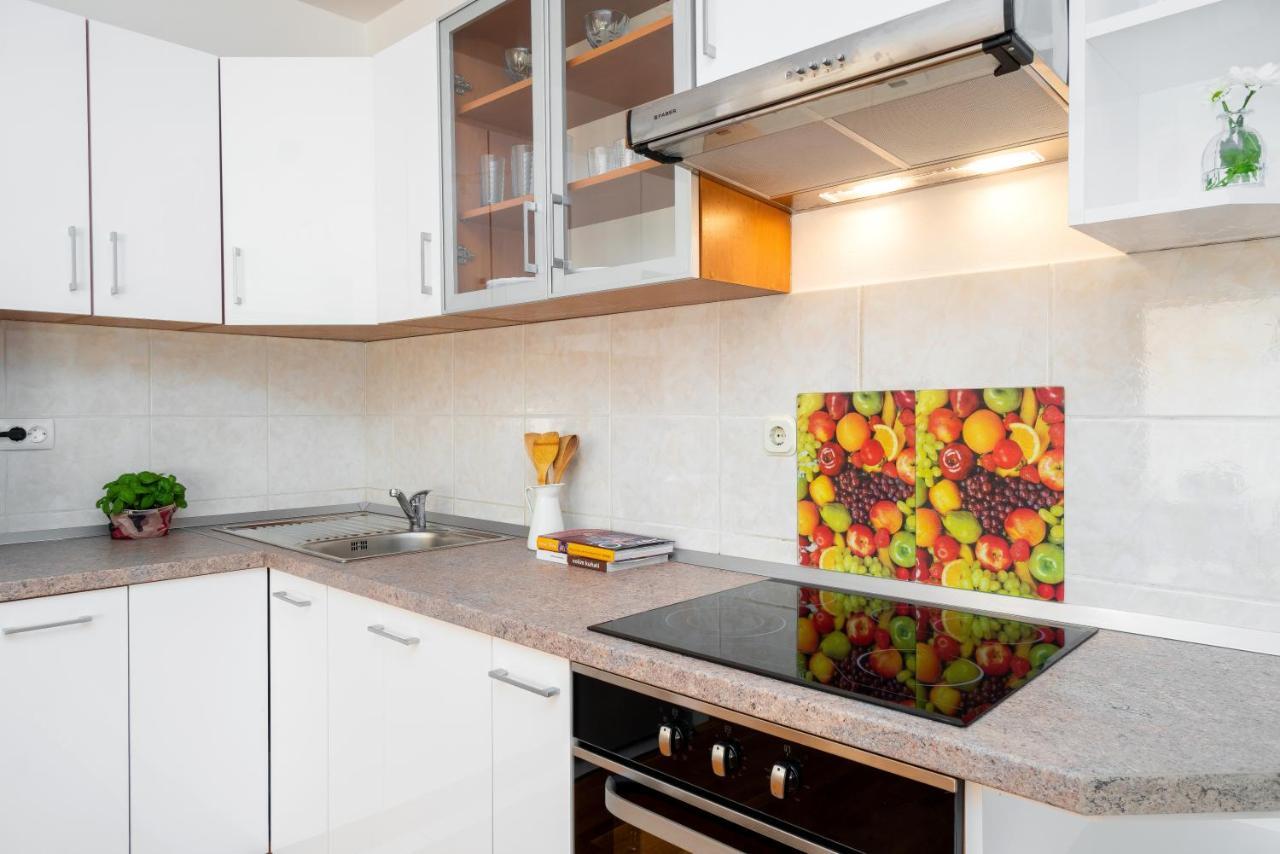 Apartment Ana-Marija มาคาร์สกา ภายนอก รูปภาพ