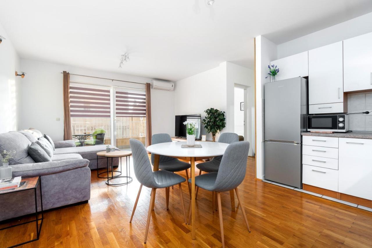 Apartment Ana-Marija มาคาร์สกา ภายนอก รูปภาพ